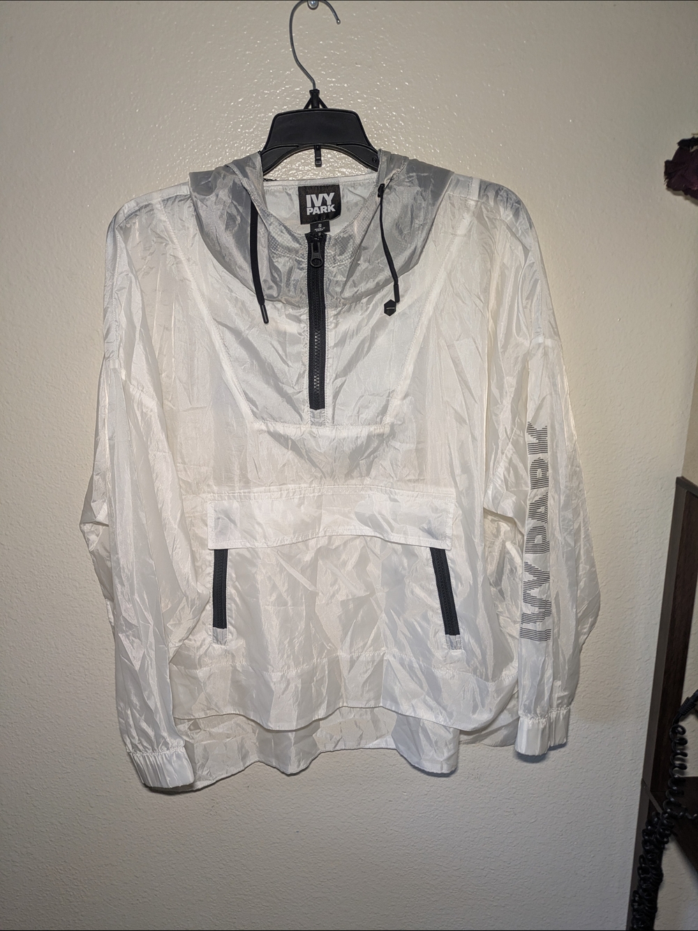 IVY PARK White Pullover Windbreaker with Black Accents